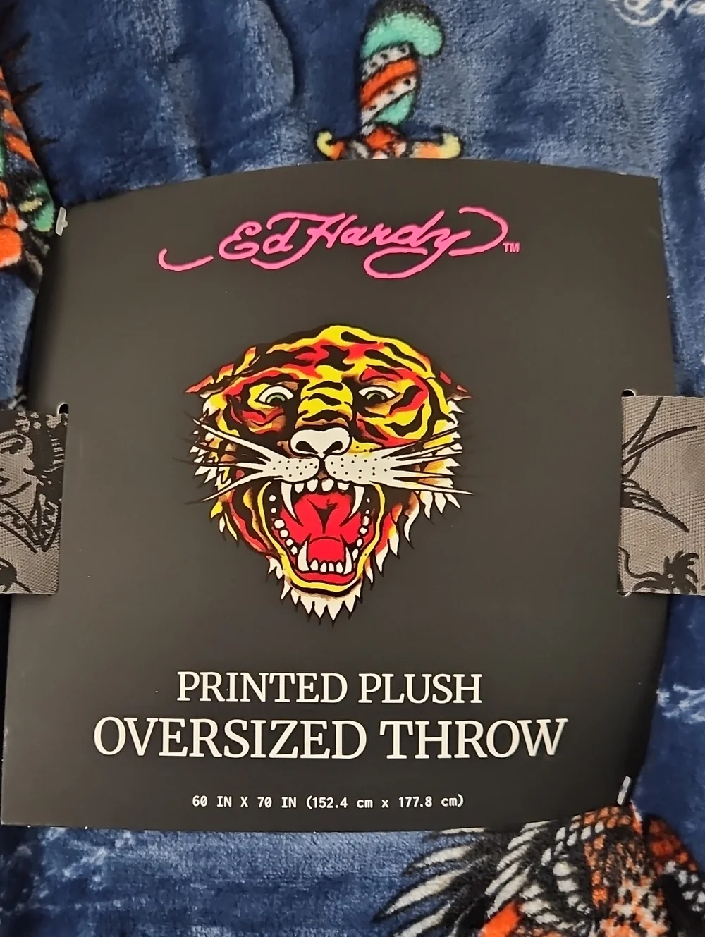 Ed Hardy NWT Plush Oversized Throw